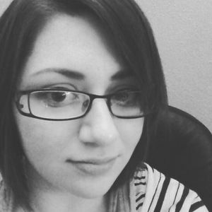 Meet your Posher, Lanie